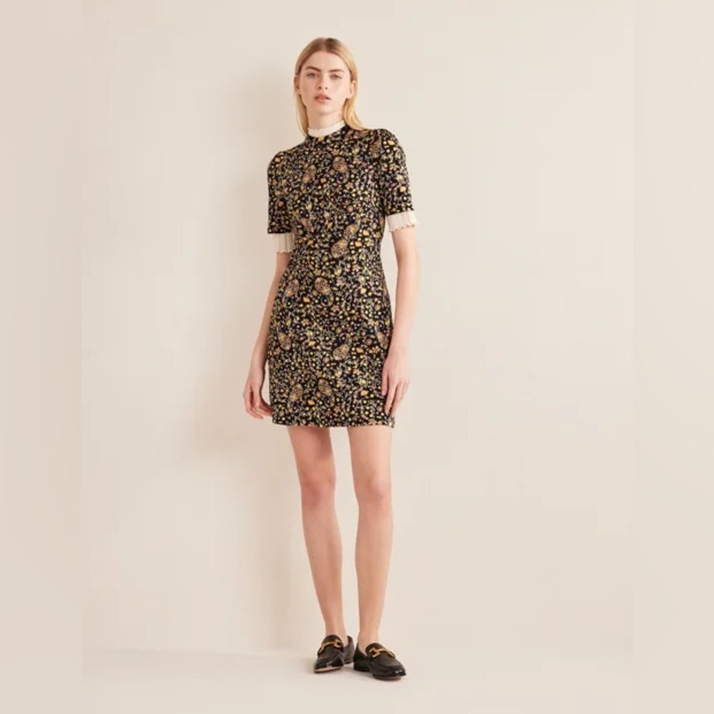 Boden Jersey Mini Dress
Black, Wildflower Paisley